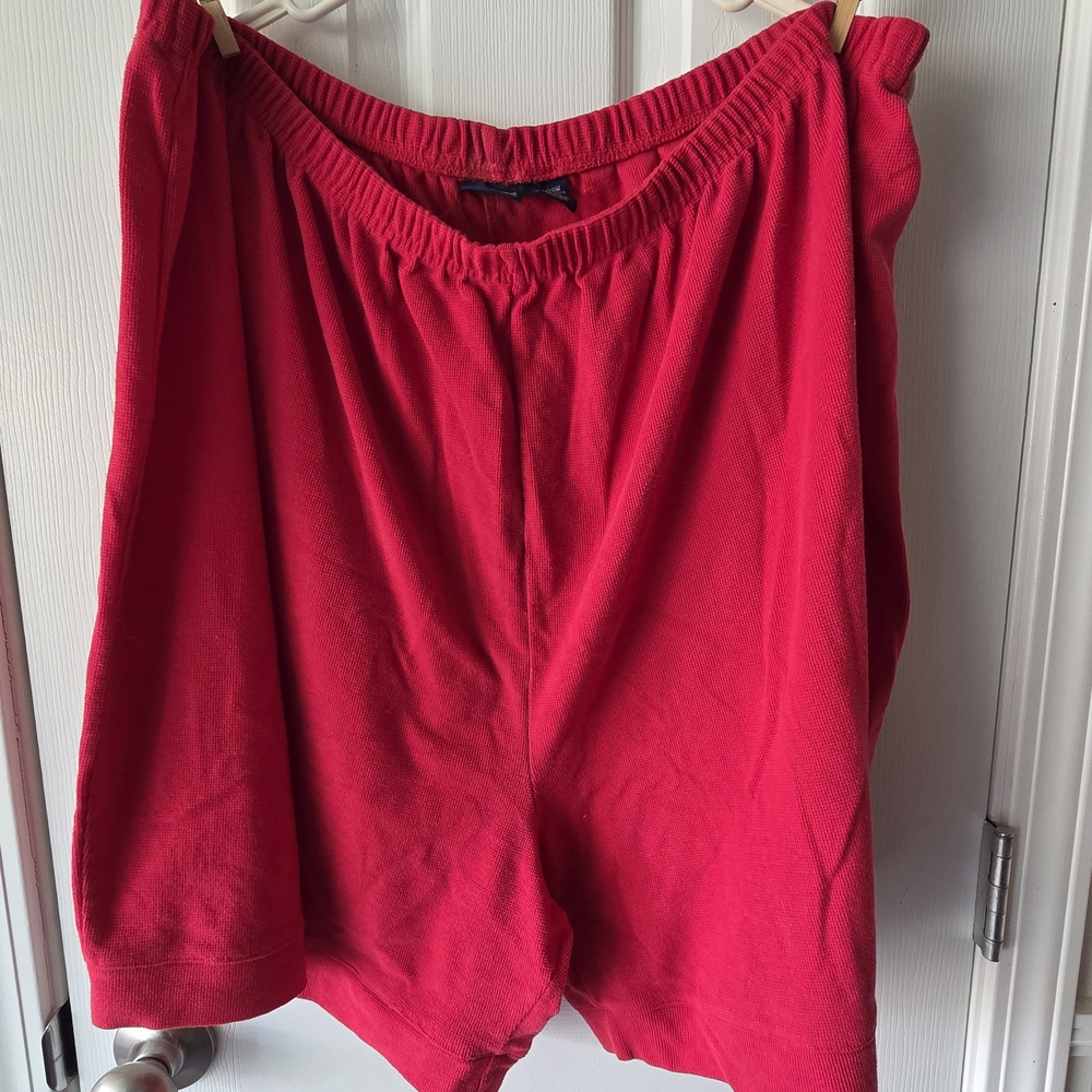 Women's Athletic Elastic-Waist Shorts in Bright Pink